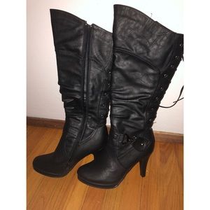 *SALE* top mods new black mid calf boots